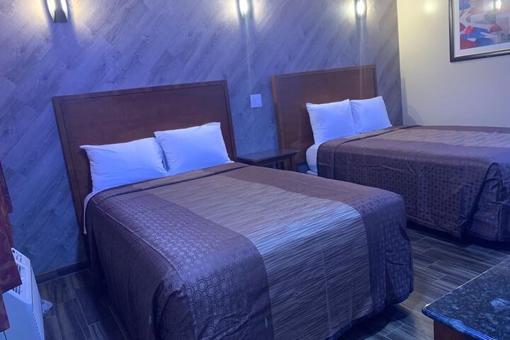 Room 18 of 36