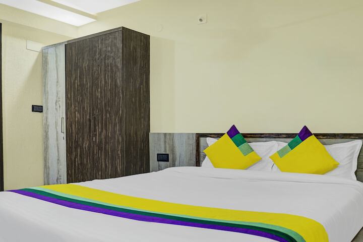 Room 7 of 23