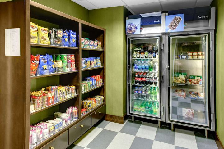 Snack bar