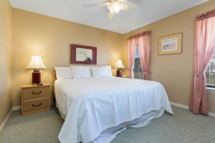 Room 44 of 49