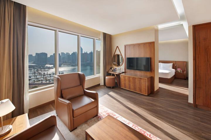 Room 19 of 260