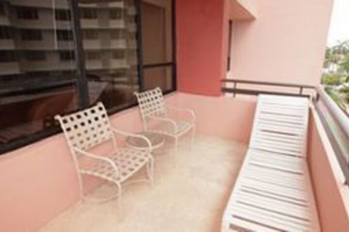 Terrace/Patio 7 of 171