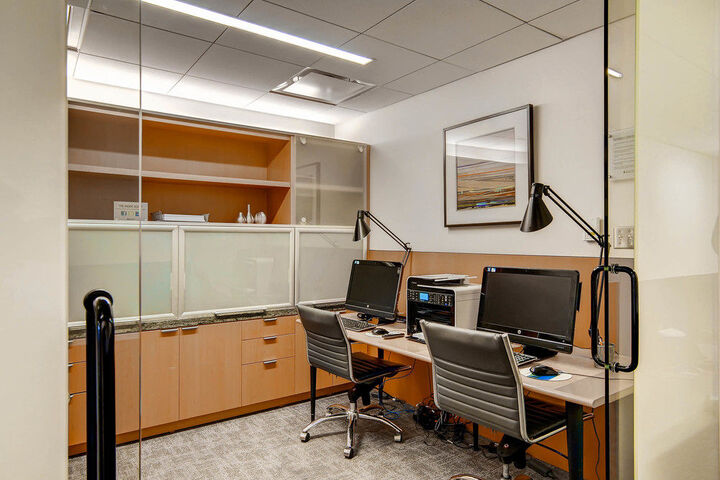 Business Center 24 of 64