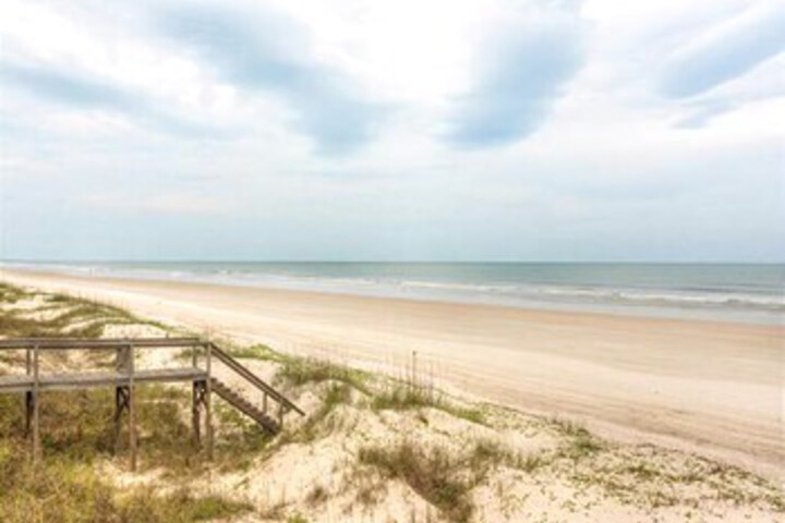 Beach 7 of 32