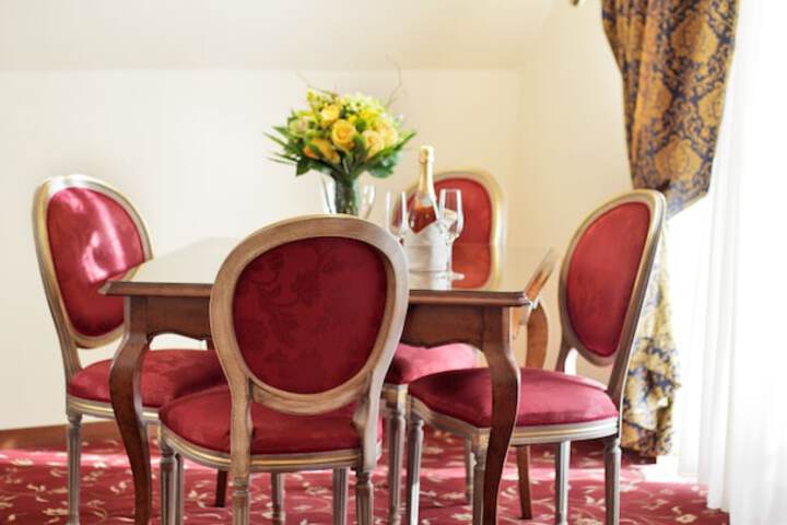 Room amenity