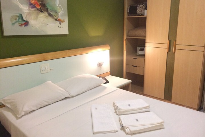 Room 7 of 31