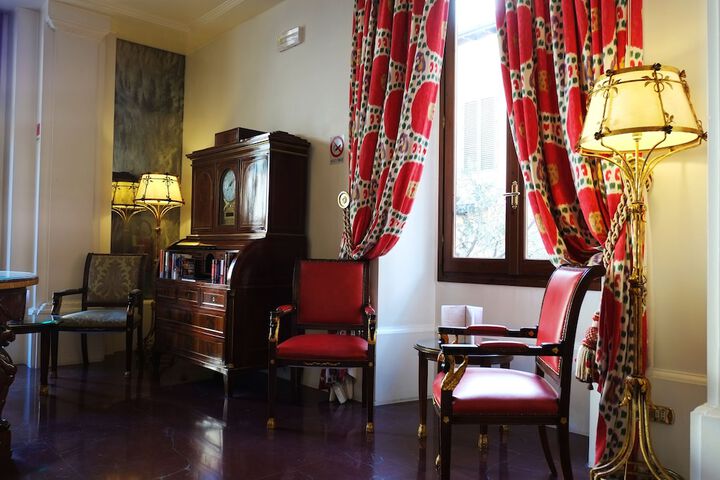 Guest Lobby