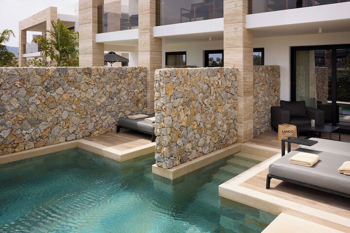 Pool 79 of 178