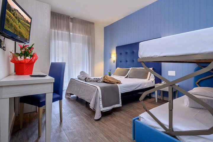 Room 21 of 42