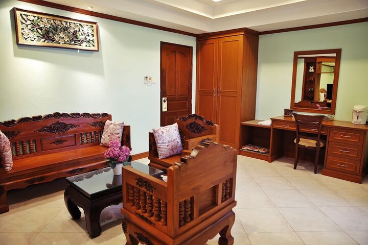 Room 36 of 72