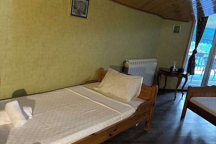 Room 20 of 83