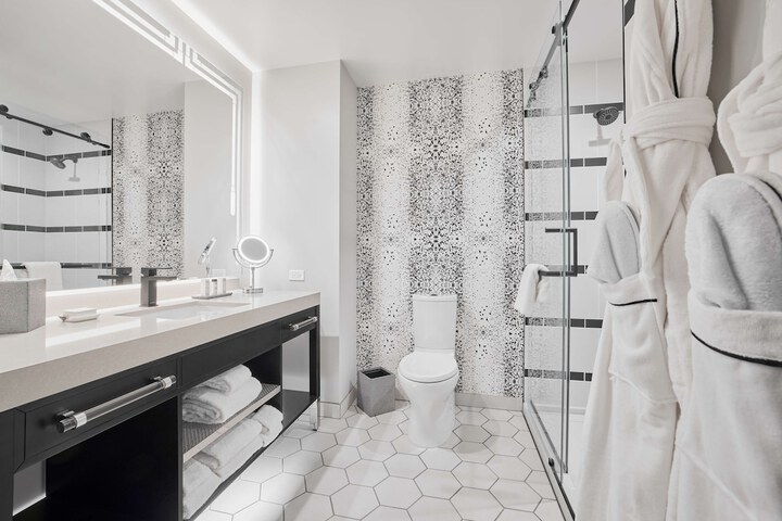 Bathroom shower