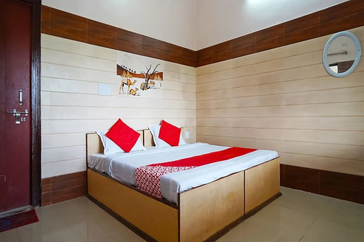 Room 2 of 9