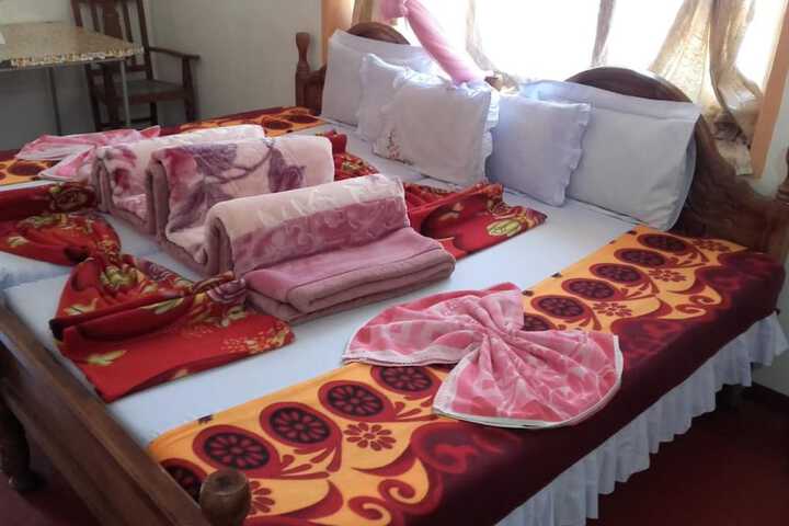 Room 3 of 25
