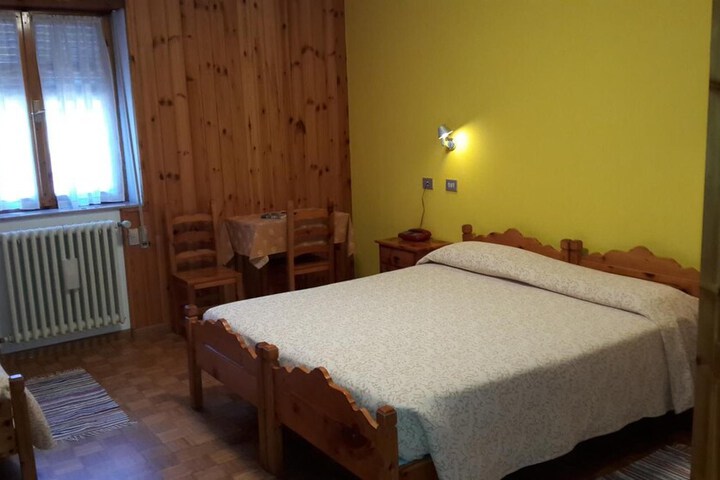 Room 16 of 63