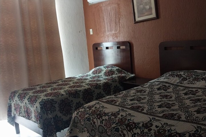 Room 27 of 57
