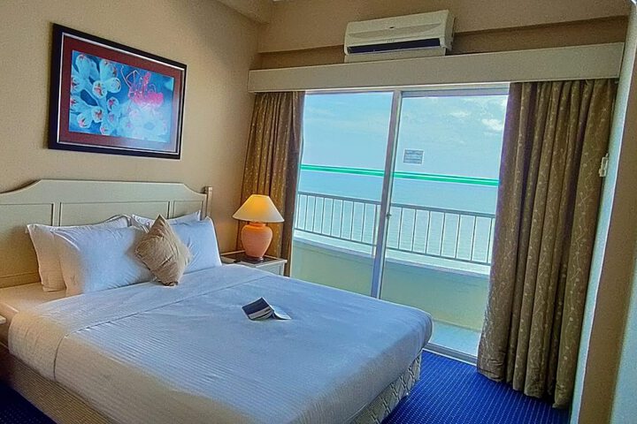 Room 133 of 650