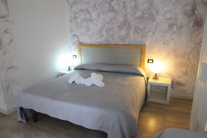 Room 7 of 29