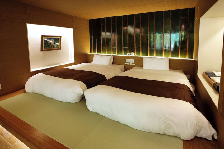 Room 19 of 75