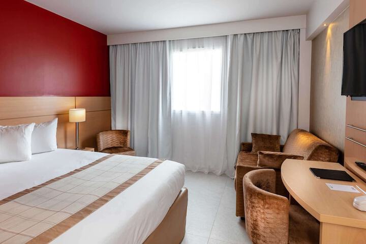 Room 20 of 109