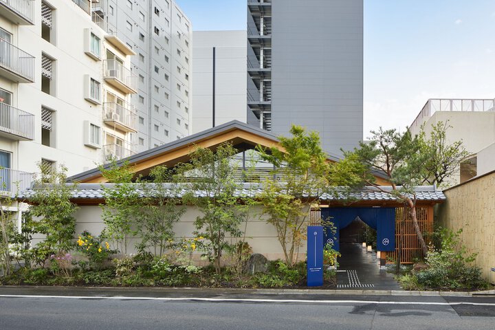 Exterior of Onsen Ryokan Yuen Shinjuku