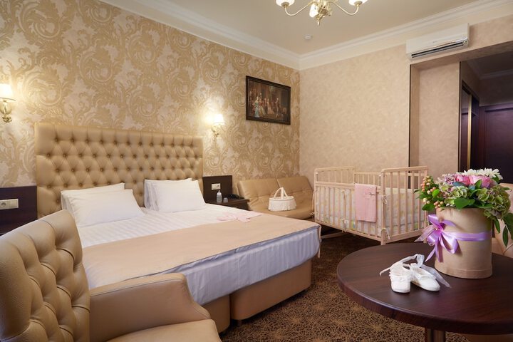 Room 10 of 46