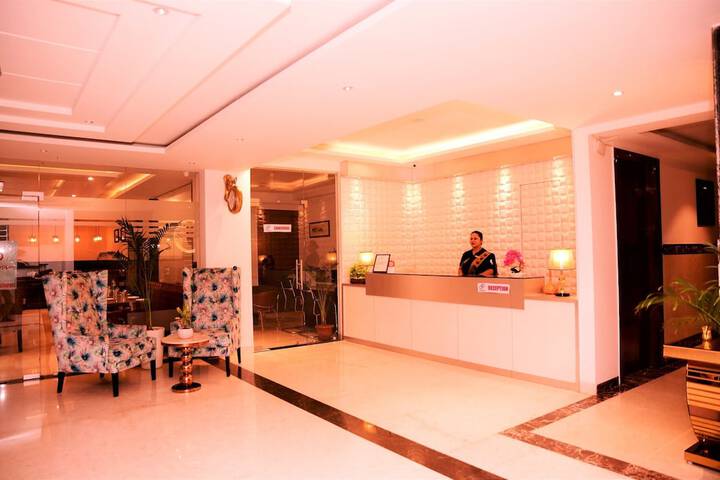 The Vegas by De Pavilion Delhi Airport in New Delhi