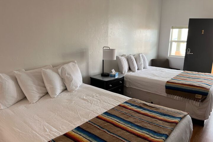 Room 13 of 81