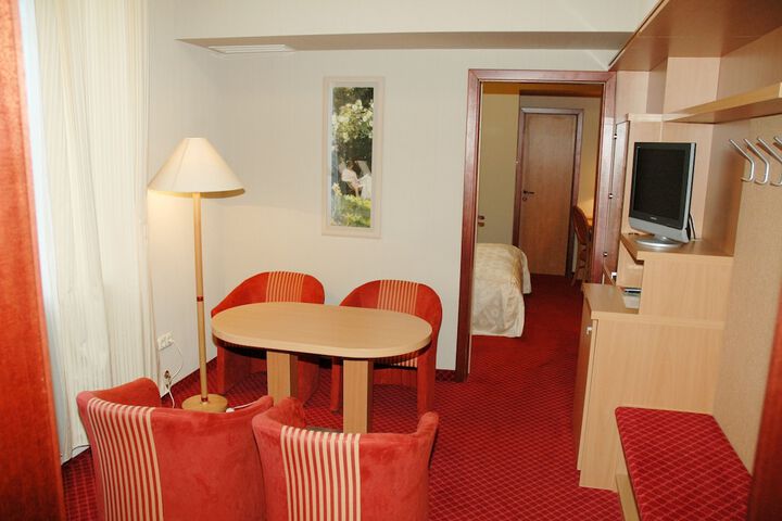 Room 31 of 75