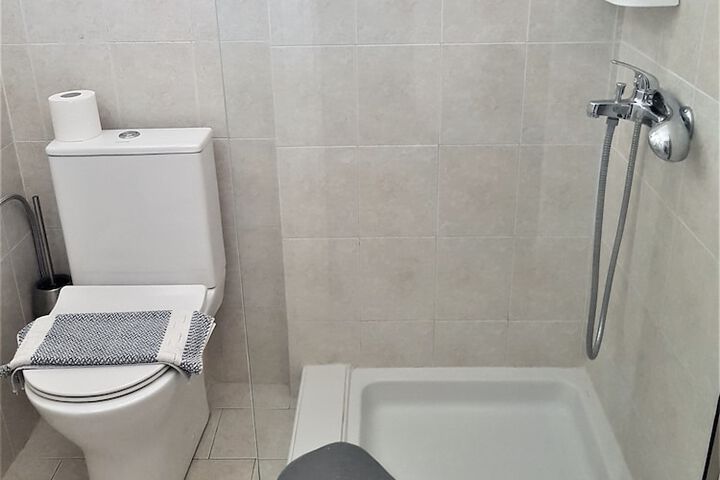 Room 25 of 53