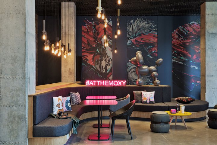 Entrance & Lobby