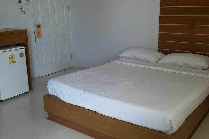 Room 16 of 35