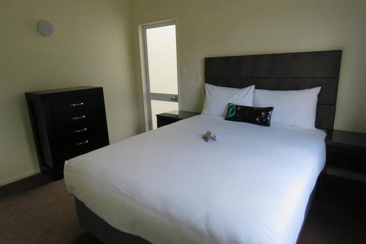 Room 9 of 46