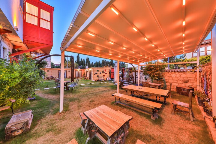 Terrace/Patio 29 of 32