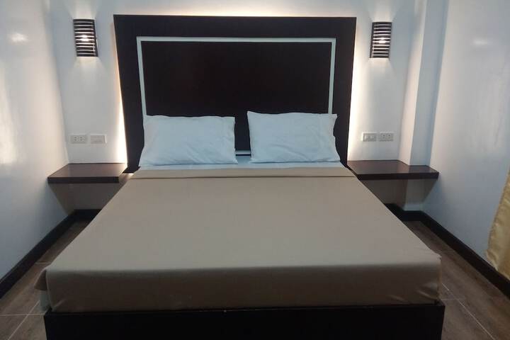 Room 19 of 65