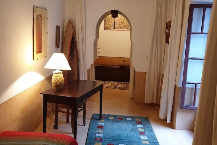 Room 34 of 79