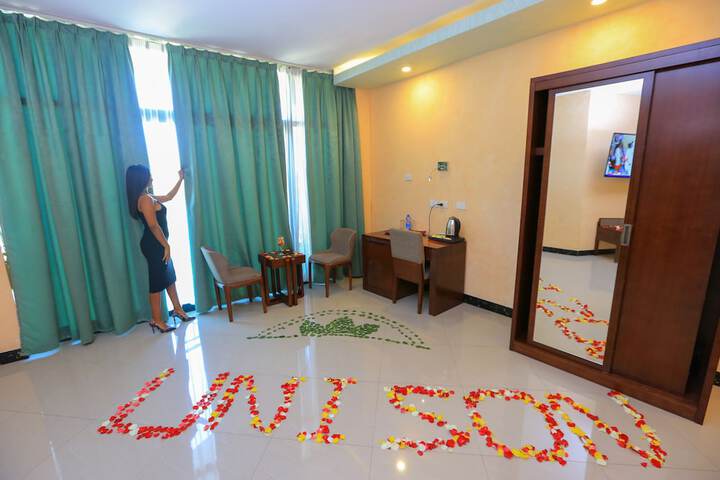 Room 30 of 116