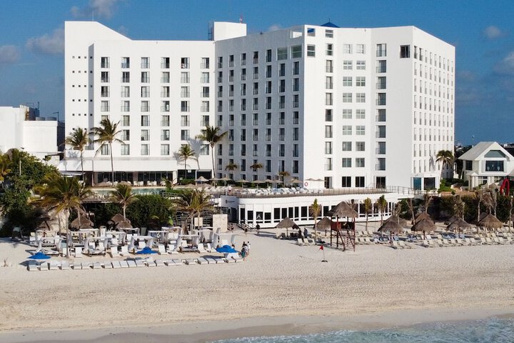 Room 28 of 79