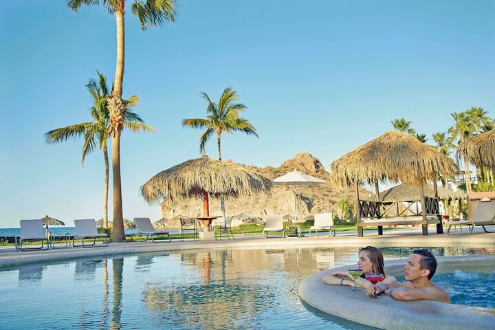 Hotel with Pool