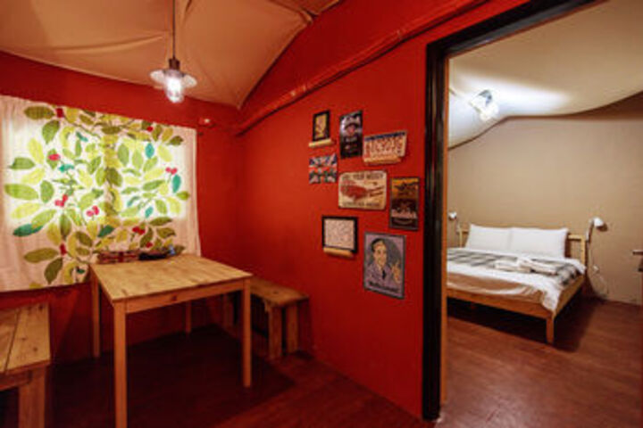 Room 14 of 19