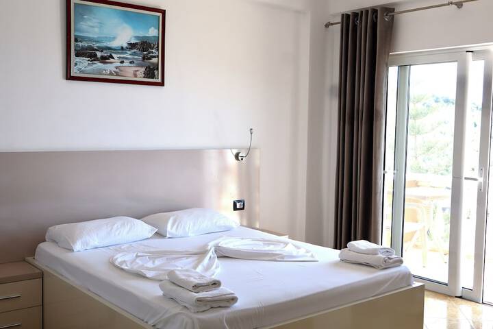 Room 7 of 29