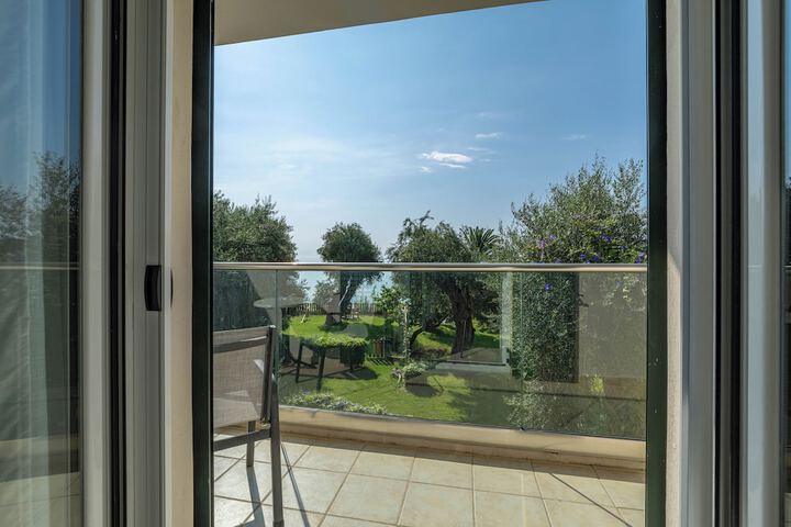 Terrace/Patio 41 of 208