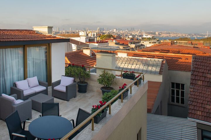 Terrace/Patio 44 of 45