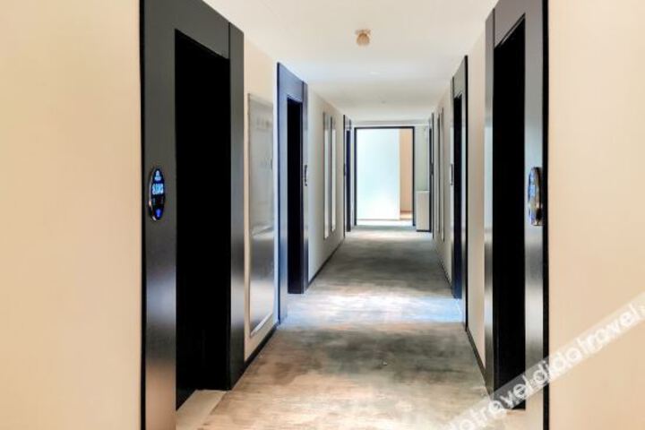Hotel Interior 5 of 22