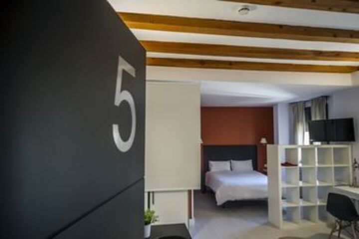 Room 15 of 88