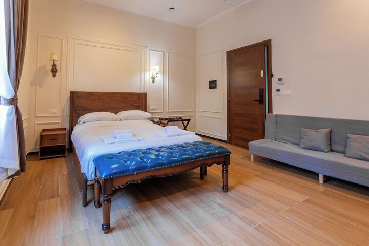 Room 20 of 96