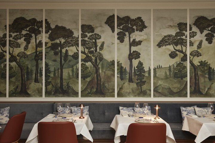 Dining 67 of 97