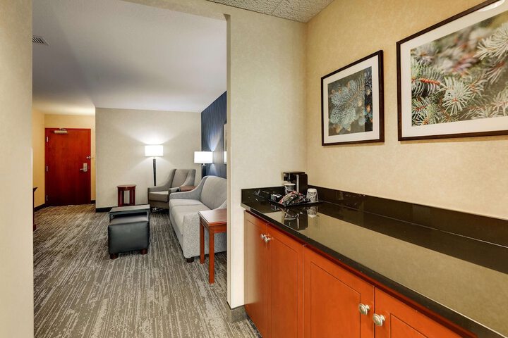 Room 10 of 72