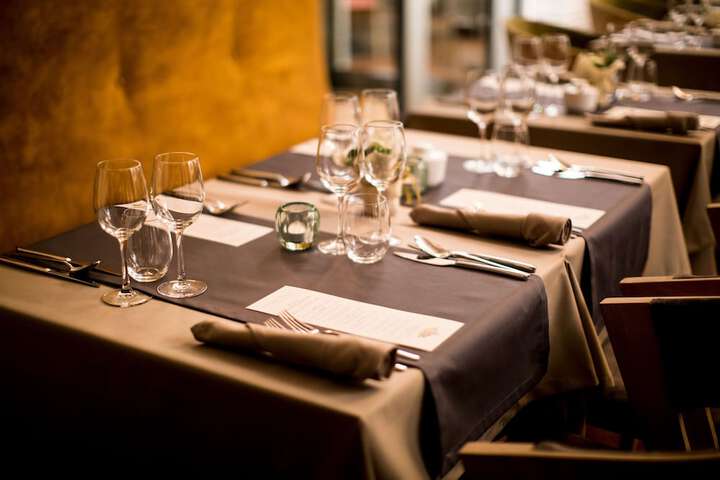 Dining 65 of 128