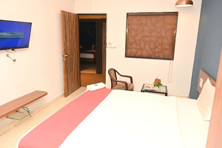 Room 7 of 20